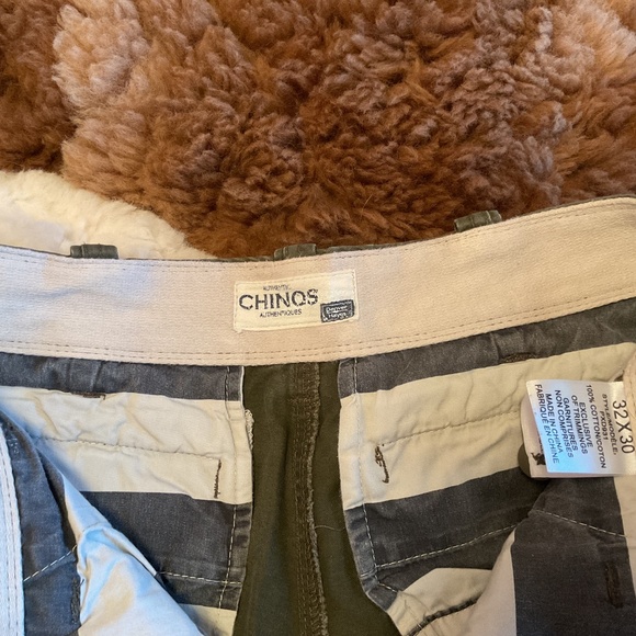 Chinos - Picture 2 of 4